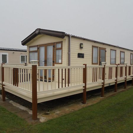 The Grange Ingoldmells: Elan 6 Berth, Central Heated, Wrap Around Decking Exterior photo