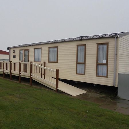 The Grange Ingoldmells: Elan 6 Berth, Central Heated, Wrap Around Decking Exterior photo